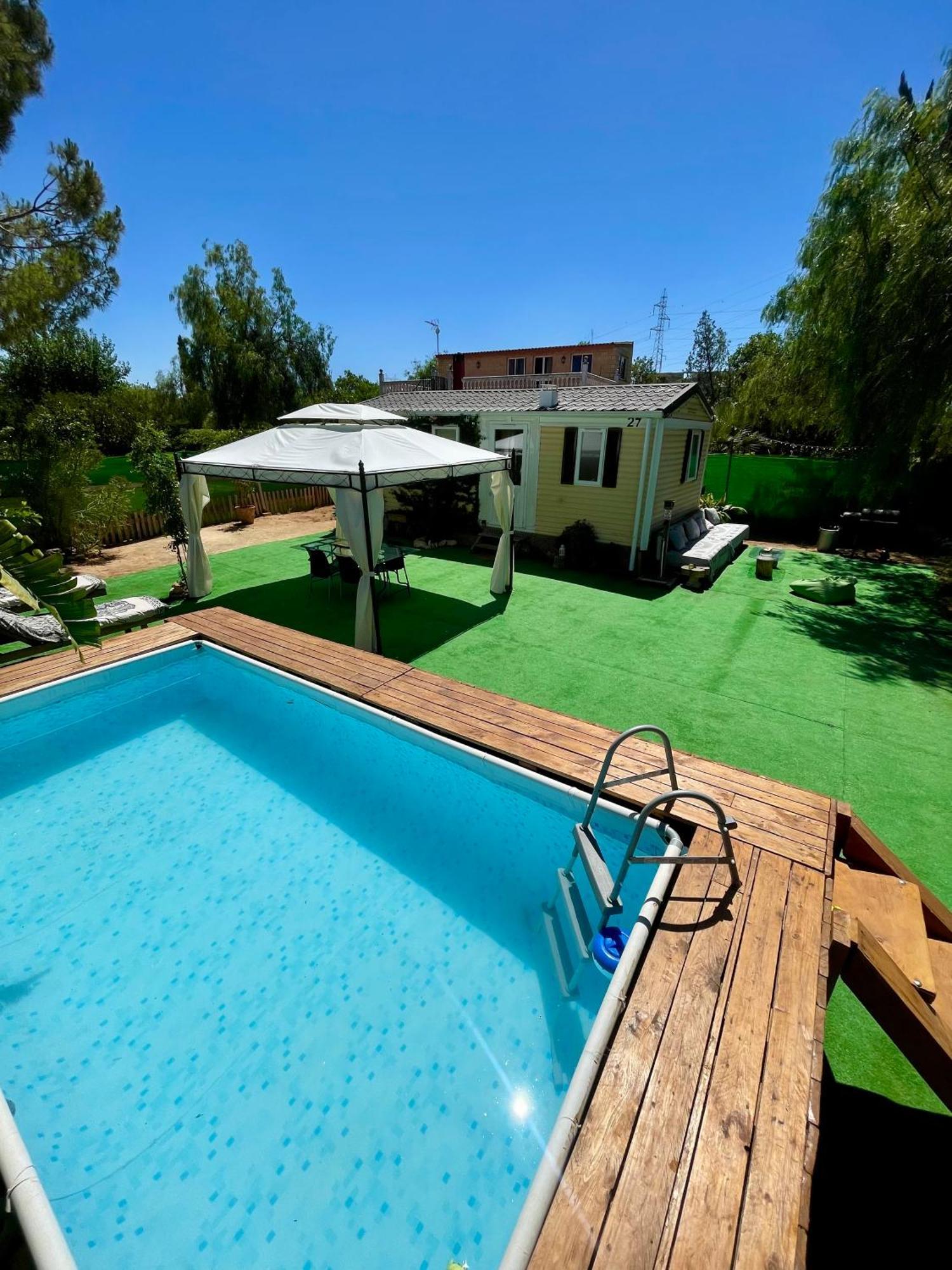 Nomada, Chalet Con Piscina En Alcala De Guadaira Alcalá de Guadaira Exterior foto
